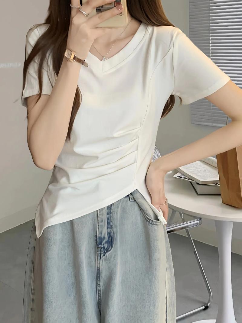 挖到寶了！收腰設計短袖上衣，柔軟舒適又親膚，姐妹必備！