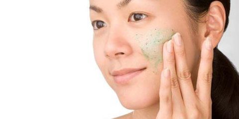 輕松消滅白頭粉刺 6個(gè)專業(yè)方法助你重現(xiàn)光滑肌膚
